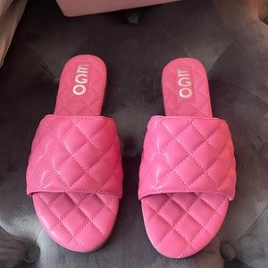 BOUTIQUE SANDALS